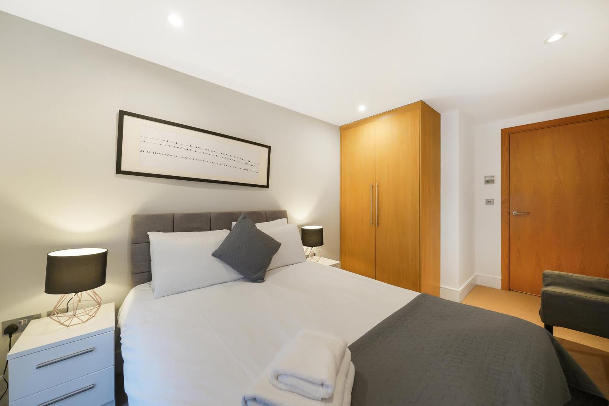 Modern Apartments In Bayswater Central London Free Wifi & Aircon By City Stay Aparts ลอนดอน ภายนอก รูปภาพ
